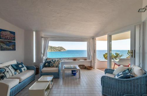 Torre delle Stelle Villa | Seafront Villa with private pool