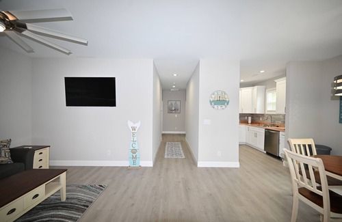 Sunset Beach Cabaña | Seaglass Cottages