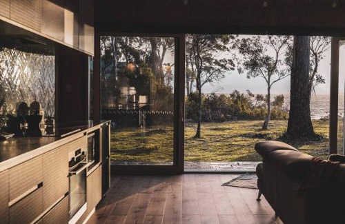 Alonnah Casa | Seagrass on Sunset Bay
