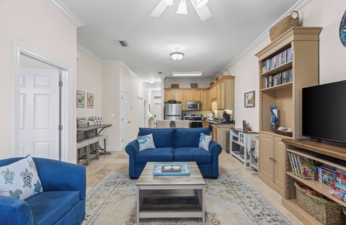 Village of Sugar Beach Condominio | Seagrove Highlands - 750 Steps to the Beach - 5 minute walk - | 3BR | 4 Beds