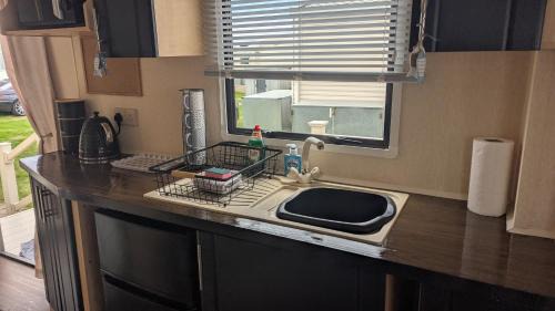 Anderby Creek Casa | Seagulls Rest - Dog Friendly - Close to the Beach