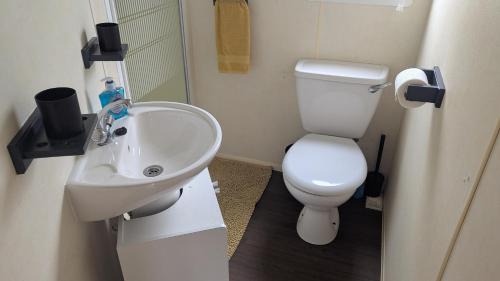 Anderby Creek Casa | Seagulls Rest - Dog Friendly - Close to the Beach