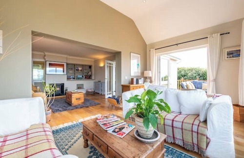 Lauragh Casa | Seahaven, a fabulous coastal retreat located on the Wild Atlantic Way, Co Kerry