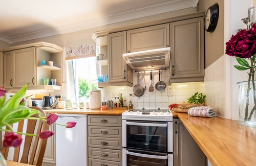 Lauragh Casa | SEAHAVEN, family friendly, with a garden in Kenmare, County Kerry