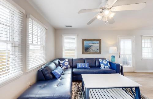 Buxton Casa | Seahorse #18A-CAC