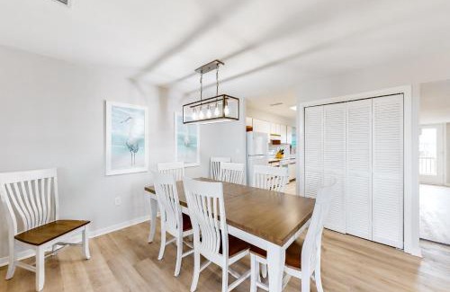 Buxton Casa | Seahorse #18A-CAC