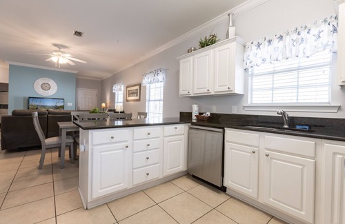 Orange Beach Cabaña | Seahorse- Central Location In OB Close TO Wharf! NOW FIDO FRIENDLY!