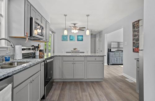 Captain's Cove Casa | Seahorse Cove - Screened porch, Shared pools!