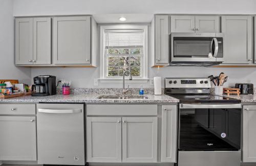 Captain's Cove Casa | Seahorse Cove - Screened porch, Shared pools!