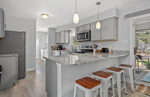 Captain's Cove Casa | Seahorse Cove - Screened porch, Shared pools!
