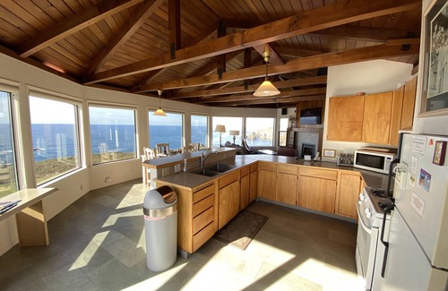Albion Casa | Seal Point - Borde del mundo