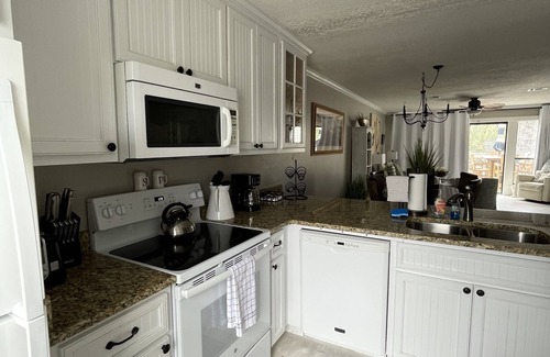 Seacrest Casa | Searenity, south of 30A, ~150 ft from the beach