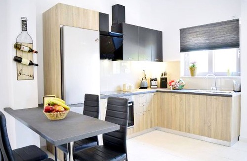 Gerani Apartamento | SEARIVER APARTMENT-CH, 2 hab, en la playa, capacidad para 6