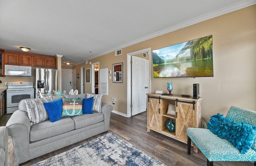 Galveston Condominio | Seascape 2111 2 Bedroom Condo by RedAwning