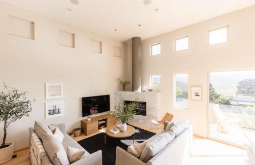 Del Mar Heights Casa | Seascape by AvantStay Spacious Contemporary Oasis in Del Mar