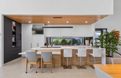 Casuarina Casa | Seascape Casuarina- Meters to Casuarina Beach