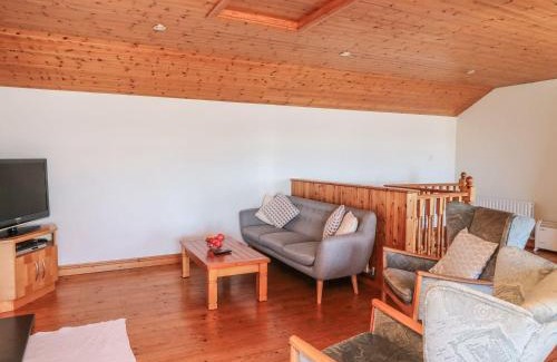 Slade Casa | Seascape