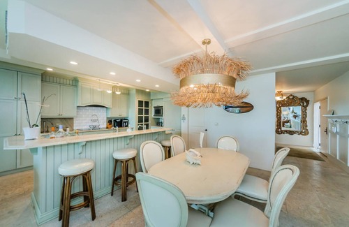 North Redington Beach Condominio | Seascape 9 | Luxurious Condo