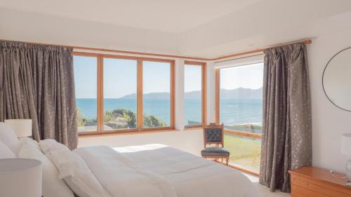 Raumati South Casa | Seascapes Beachouse