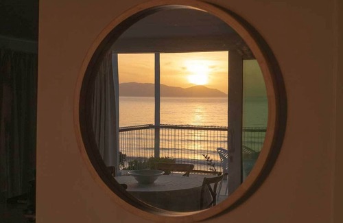 Raumati South Apartamento | Seascapes Waterfront 1