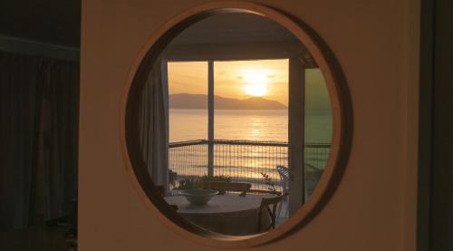 Raumati South Casa | Seascapes Waterfront 1