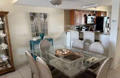 St. George Island Condominio | SEASHELL ESCAPE - Pool & Beach Front 2 Bedroom sleeps 6 - Enjoy!!!