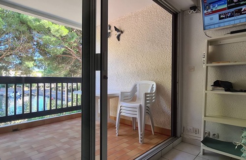 Saint-Cyprien Plage Apartamento | Seaside apartment 4 pers. beautiful terrace marina view air conditioning wifi