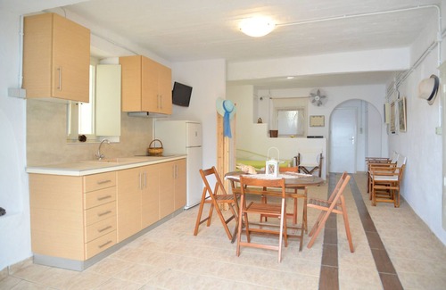 Tripiti Apartamento | Apartamento junto al mar en Klima, Milos