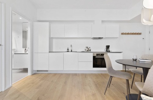 Aarhus C Apartamento | Seaside apartment with magical balcony views