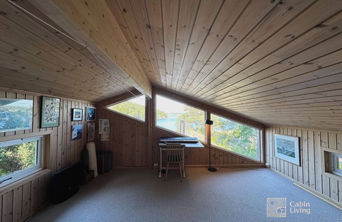Kragero Cabina | Seaside cabin with boat and beach in Kragerø