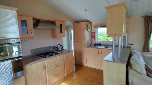 Curragh Chalet De Esquí | Seaside chalet in Ardmore with breathtaking views