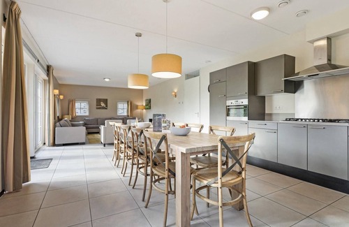 Nieuwvliet Casa | Comodidad junto al mar con jardín