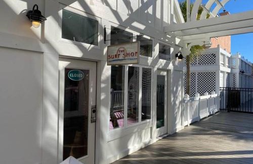 Isle of Palms Casa | Seaside Cottage 81 - Pristine Grand Pavilion Home Pool Pass