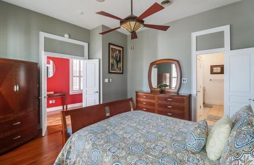 Gulfport Casa | Seaside Creole Cottage