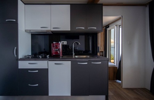 Novi Vinodolski Casa | Seaside Deluxe Escape at Klenovica Camping - Two Bedroom Holiday Home with Terrace