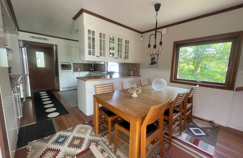 Ljungskile Casa | Seaside Dream With Jetty & Guest Cottage