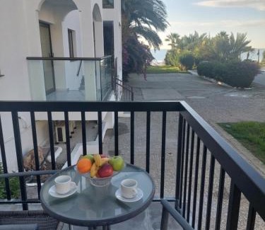 Pyla Apartamento | Seaside Escape Apartment