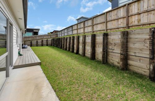 Ruakaka Casa | Seaside Escape - Ruakaka Holiday Home