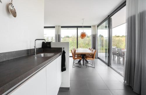 Kamperland Casa | Seaside Getaway with a Beautiful Garden, cleaning included