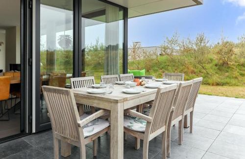 Kamperland Casa | Seaside Getaway with a Beautiful Garden, cleaning included