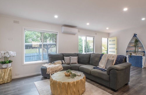 Dromana Casa | Seaside Haven Cottage