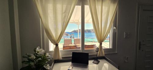Vari Apartamento | Seaside Haven in Vari