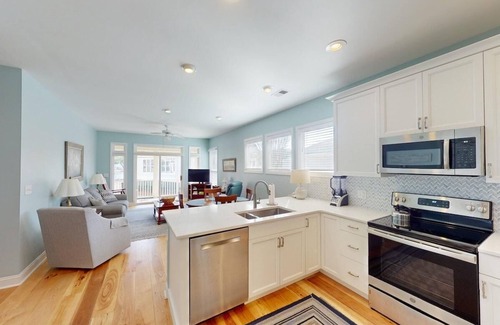 Litchfield by the Sea Villa | Seaside Haven Lakeside Villa Retreat in Litchfield
