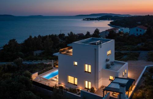 Okrug Gornji Villa | Seaside luxury villa with a swimming pool Rastici, Ciovo - 22934