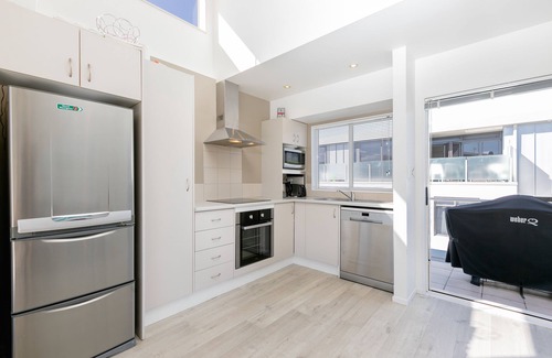 Mount Maunganui Cabaña | Seaside Marine - Mt Maunganui Holiday Home