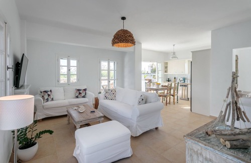 Plaka Villa | Seaside Naxos 2 Villas Piscina privada 7 habitaciones / 6 baños Sleeps18 @ Plaka