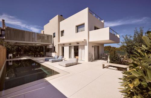 Rafina-Pikermi Apartamento | Seaside Pool Villa