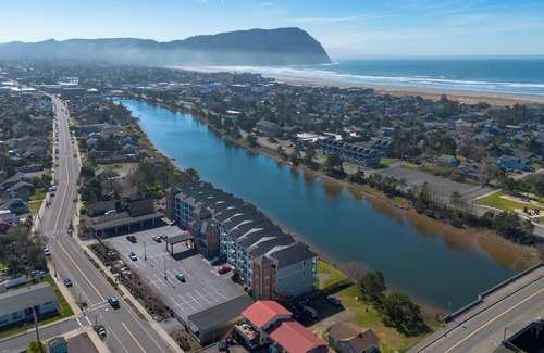 Seaside Condominio | Seaside Riverfront Condo