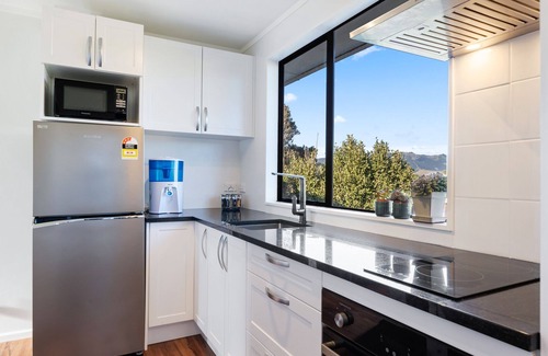 Te Horo Beach Casa | Seaside Sensation - Te Horo Beach Holiday Home