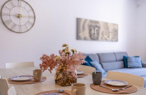 Għadira Apartamento | Seaside Serenity 5 - few mins walk to the beach by QuickTrips